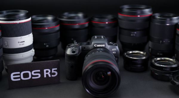 Canon EOS R5 лидирует по уровню продаж в ряде интернет-магазинов